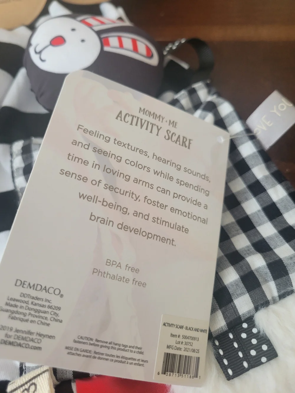 DEMDACO Mommy-Me Black & White Striped Activity Scarf NWT
